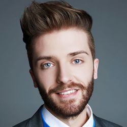 CHRISTIAN KÖ.