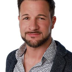 PHILIPP S.
